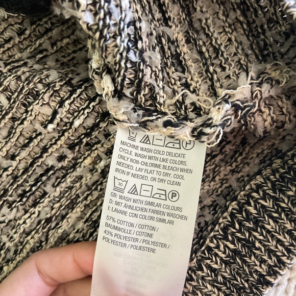 Preppy Blair Waldorf Grey and White Cardigan - Picture 5 of 6